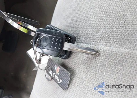 2008 Mercury Grand Marquis Gs from USA, damaged, VIN 2MEFM74V88X604663